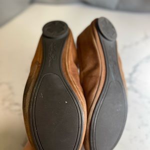 Lucky Brand brown flats Size 7